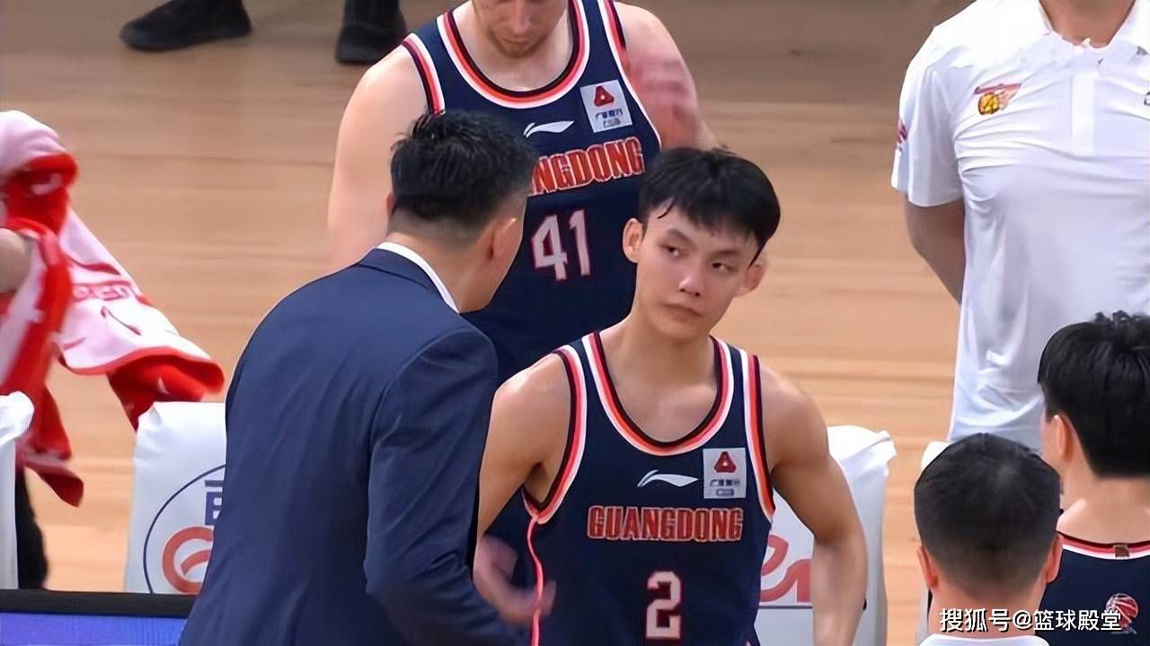这意味着如果埃及或者日本打入杯赛决赛，萨拉赫和远藤航最多将缺席7场利物浦的比赛，其中包括两战阿森纳、对阵切尔西以及联赛杯半决赛的关键比赛。